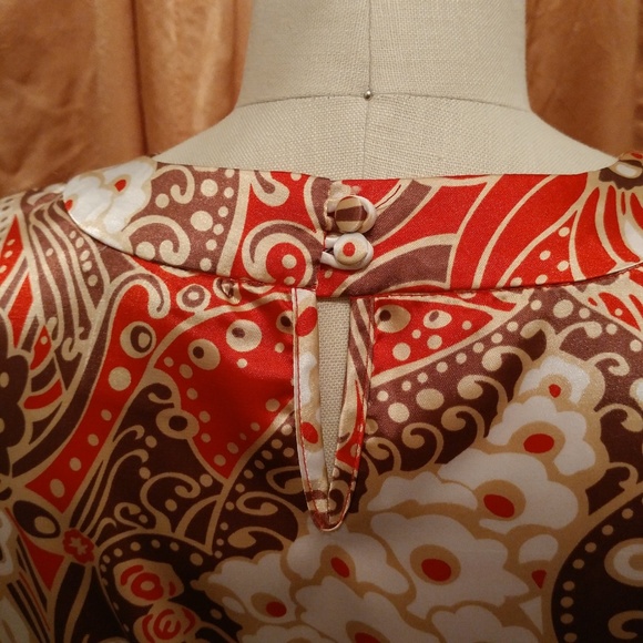 BCBGMaxAzaria Satin Keyhole Blouse Small - Picture 4 of 9